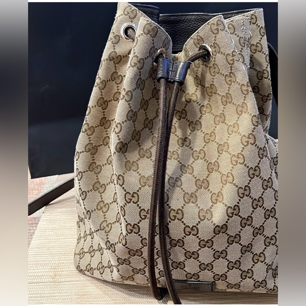 Gucci Tan and Brown Monogram Backpack - Picture 2 of 13